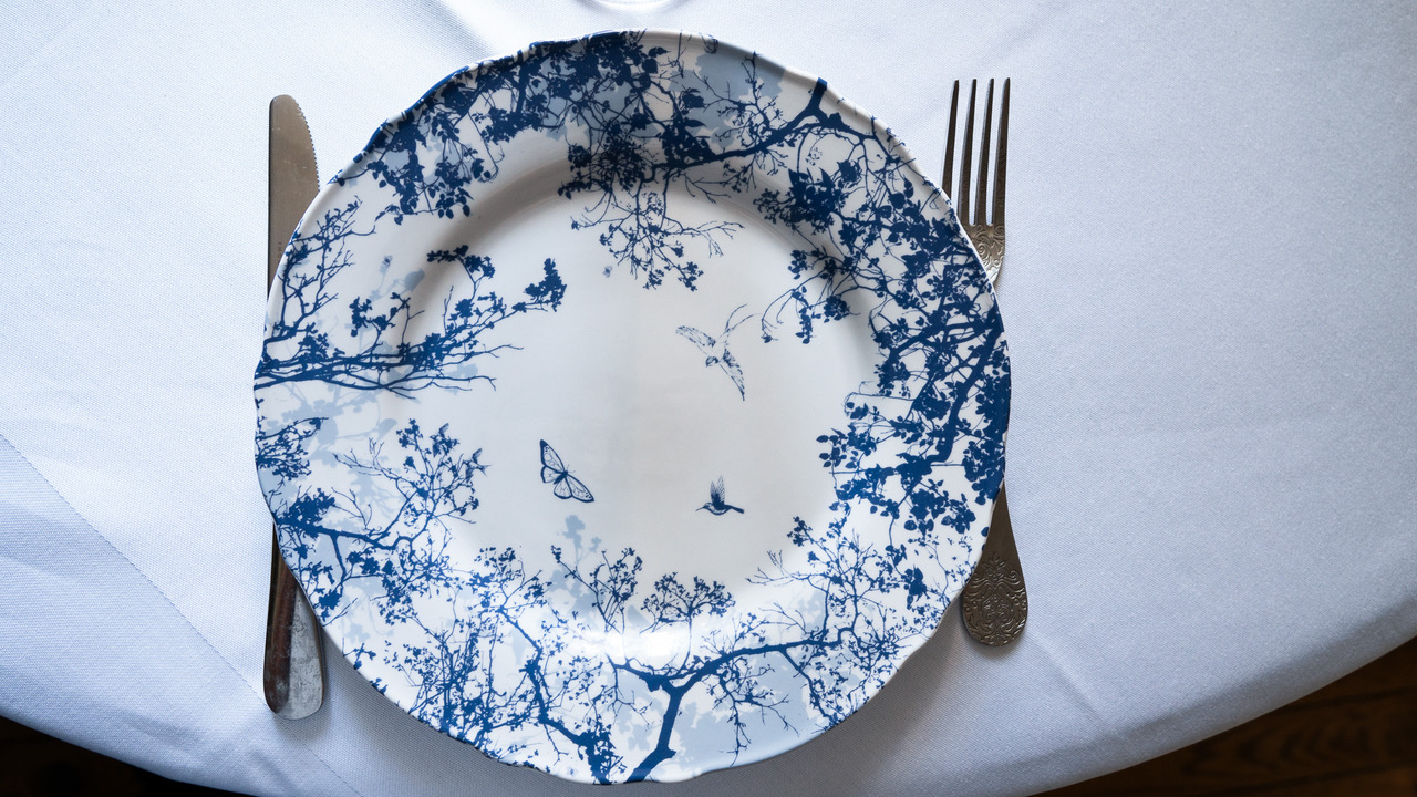 Le retour du printemps - Assiette blanche