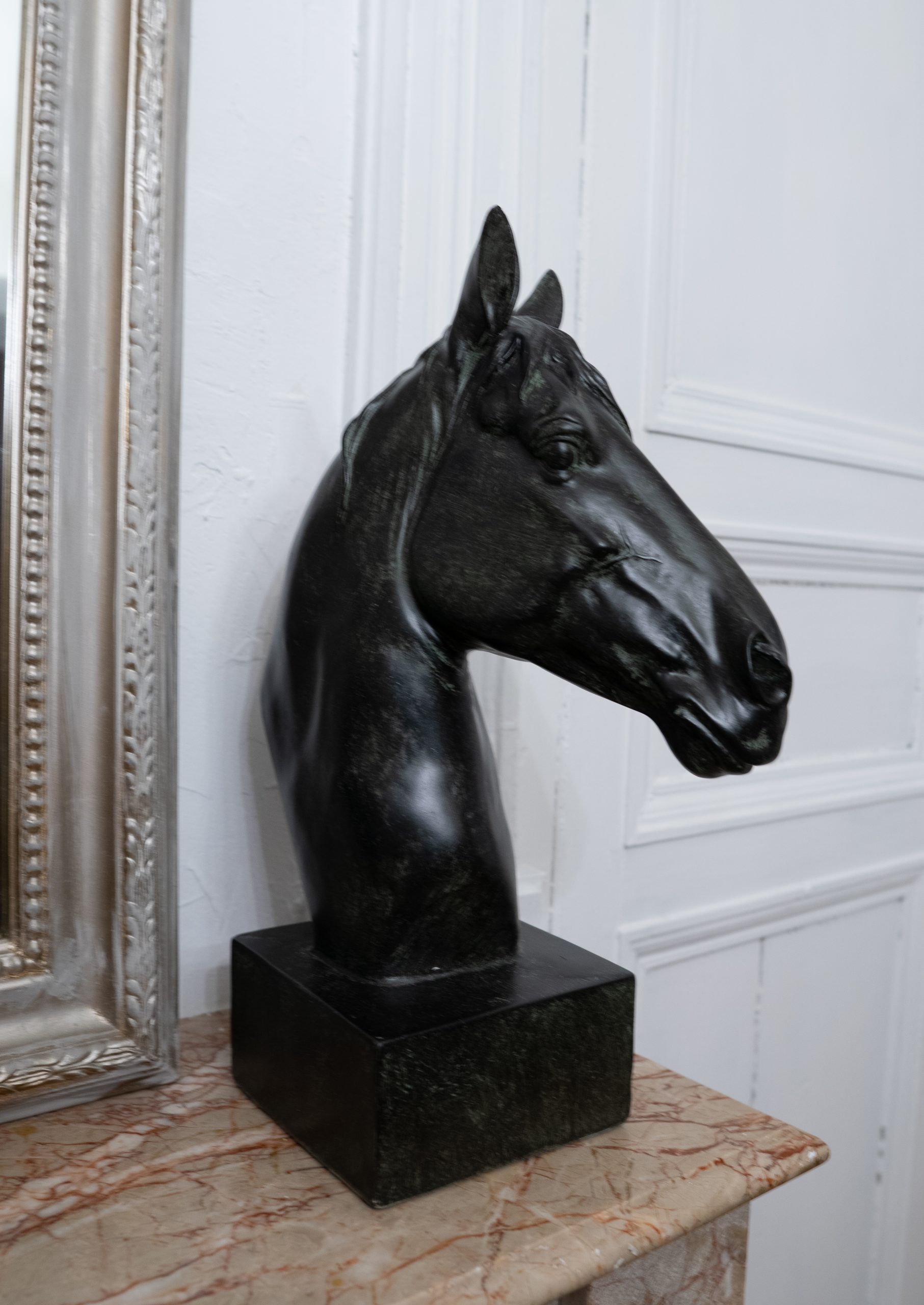 Sculpture Cheval en majesté